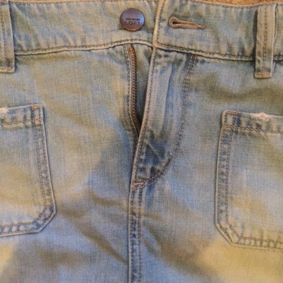 ANN TAYLOR LOFT DENIM MINI SKIRT - Picture 2 of 4